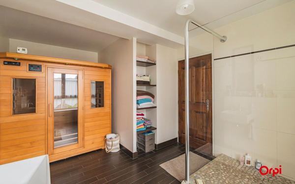 Maison à vendre    6 pièces • 320 m2 Torcy-en-Valois