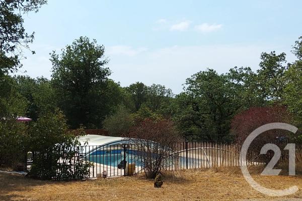 Maison à vendre  10 pièces - 249 m 2   SARRAZAC  - 46