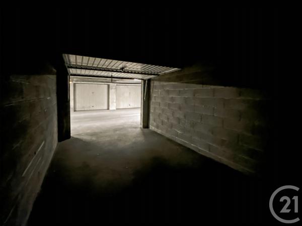 Parking à vendre  13 m 2   MONTPELLIER  - 34