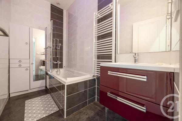 Maison à vendre  5 pièces - 102,50 m 2   ALBI  - 81