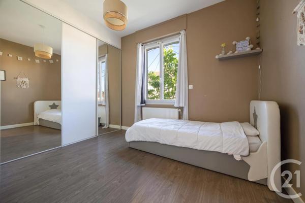 Maison à vendre  5 pièces - 102,50 m 2   ALBI  - 81