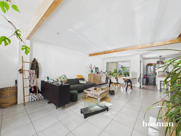 Echoppe climatisée 5 pièces 100 m² avec patio extérieur au calme absolu et local vélo Rue Terrasson, Bordeaux