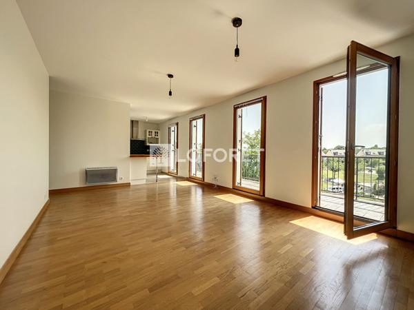 Location appartement Saint-Cyr-l'École - 3 pièce(s) - 62 m² - 1 350 € / mois