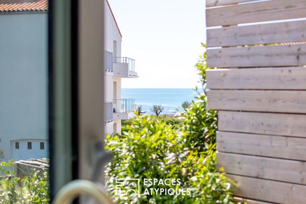 Maison en bord de mer avec jardin