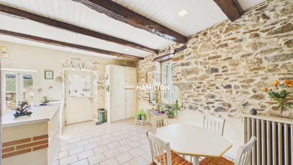 MAISON FAMILIALE À 1 KM DE LAGUEPIE : TERRASSE, JARDIN ET GARAGE INDÉPENDANT Laguepie