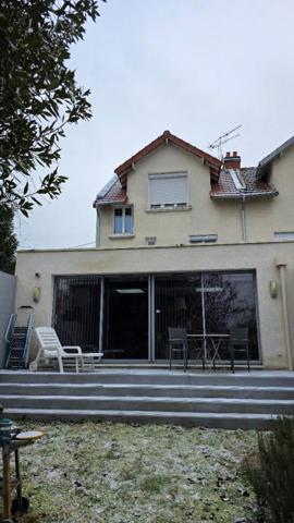 BOURGES MAISON DE 136 M² 5 PIECES 3 CHAMBRES 2 LOGEMENTS