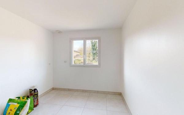 Maison à vendre    4 pièces • 90,90 m2 Saint-Didier-de-Formans