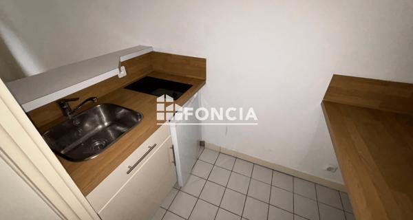 Location Studio 26.09 m² - Rouen 76000