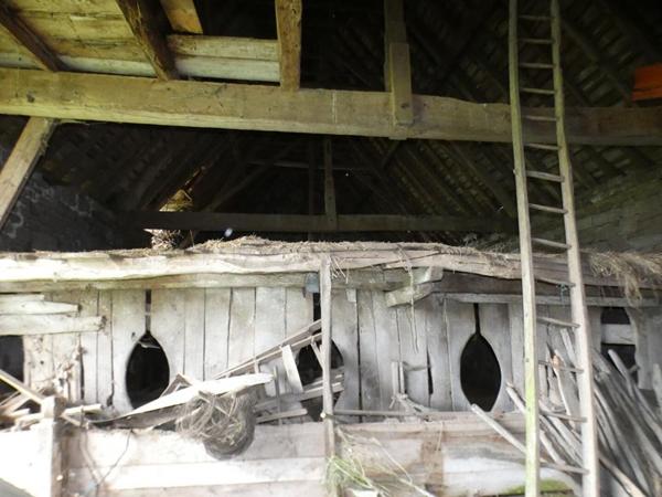 Charmante et grande propriété en pierre à rénovée avec terrain constructible