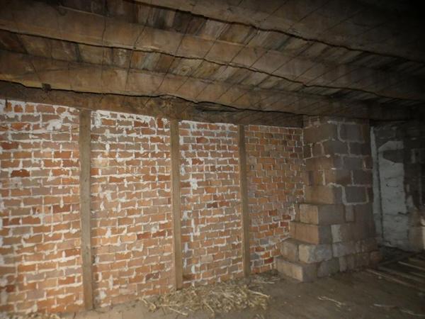 Charmante et grande propriété en pierre à rénovée avec terrain constructible