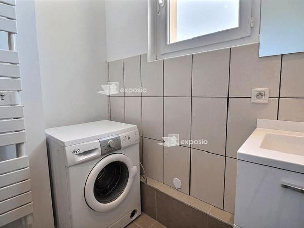 Appartement 3 pièces T3 F3 61.3 m² à Grenoble DAUPHIN 55 38100 à louer