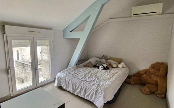 Maison à vendre    5 pièces •  Montceau-les-Mines