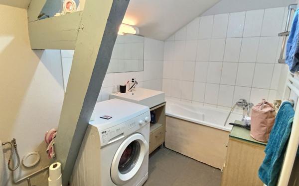 Maison à vendre    5 pièces •  Montceau-les-Mines