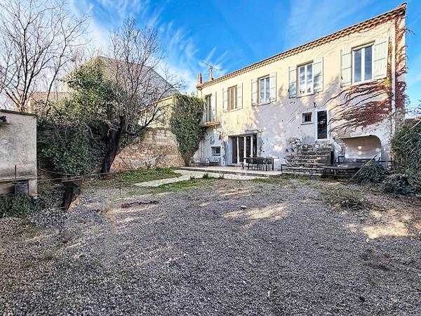 A VENDRE EXCLUSIVITÉ  BASTIDE du XIXème Siècle Entièrement Rénovée - GARAGE - JARDIN