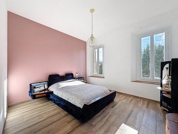 A VENDRE EXCLUSIVITÉ  BASTIDE du XIXème Siècle Entièrement Rénovée - GARAGE - JARDIN