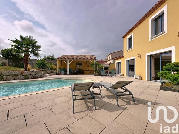 Maison à vendre 6 pièces 178 m² Chauray