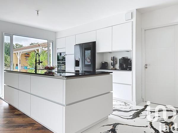 Maison à vendre 6 pièces 178 m² Chauray