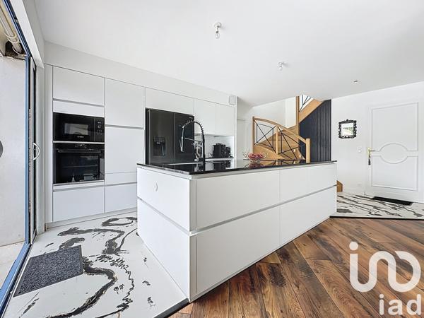 Maison à vendre 6 pièces 178 m² Chauray