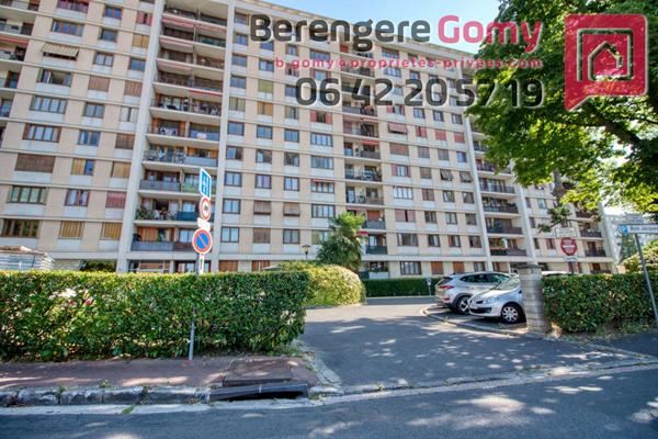 Appartement T4 avec 2 ou 3 chambres de 69m2 à rénover