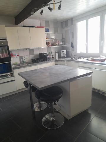 À vendre proche de SEZANNE, maison de 5 pièces avec une dépendance et son jardin