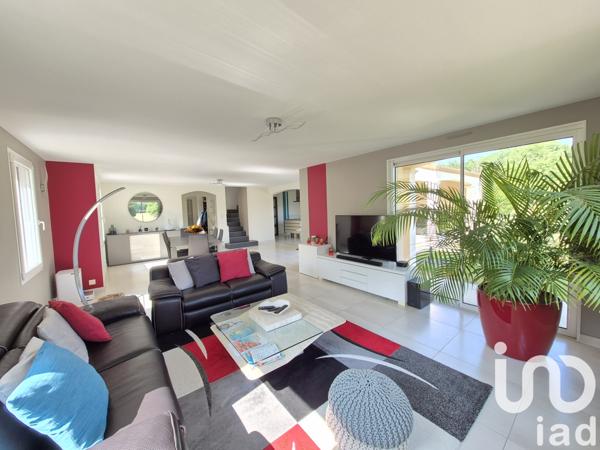Maison à vendre 7 pièces 177 m² Bellevigny