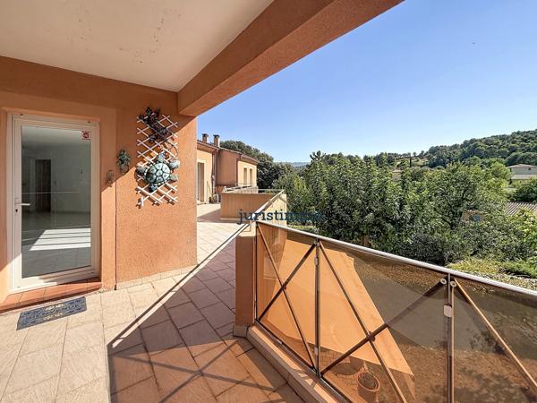 EXCLUSIVITÉ – Superbe appartement 105 m² -Très grande terrasse - Garage