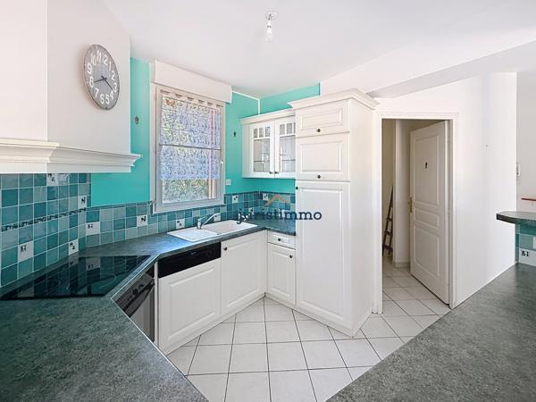 EXCLUSIVITÉ – Superbe appartement 105 m² -Très grande terrasse - Garage