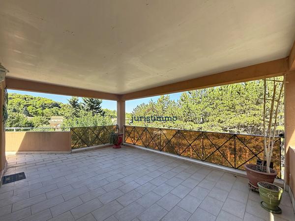 EXCLUSIVITÉ – Superbe appartement 105 m² -Très grande terrasse - Garage