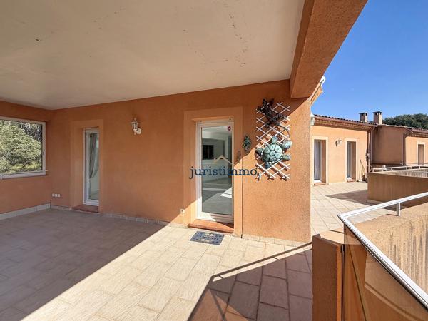 EXCLUSIVITÉ – Superbe appartement 105 m² -Très grande terrasse - Garage
