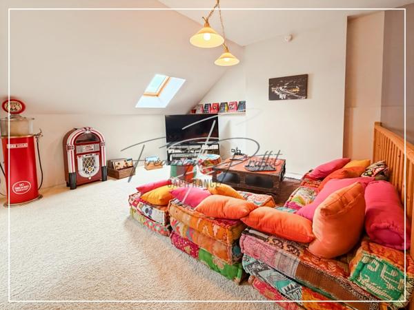 Propriete à vendre 11 pièces possibilité activité professionelle et chambres d'hotes