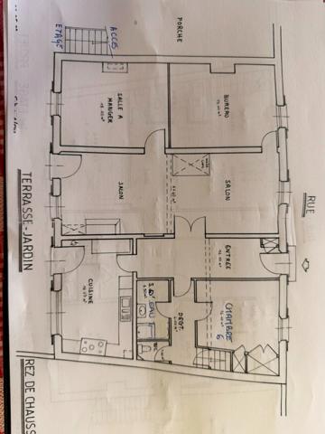 Propriete à vendre 11 pièces possibilité activité professionelle et chambres d'hotes