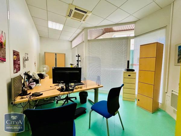 Local professionnel à vendre