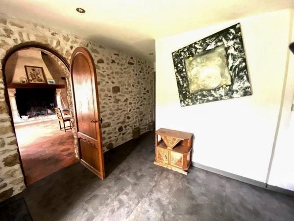 À vendre - Maison ancienne, 8 pièces située à Longnes (78980)
