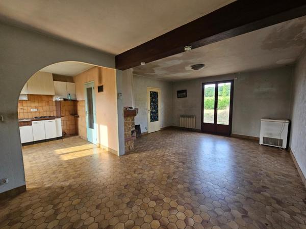 Maison à NEUVILLE-SUR-SARTHE, 72190 - 5 pièces 130m²