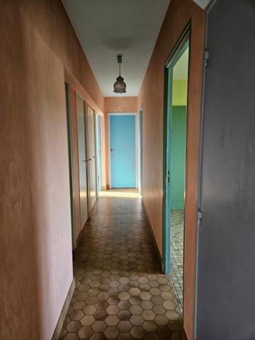 Maison à NEUVILLE-SUR-SARTHE, 72190 - 5 pièces 130m²