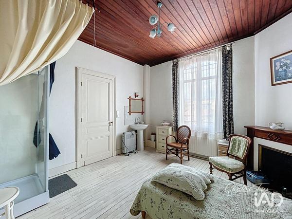 Maison à vendre 6 pièces 137 m² Montpon-Ménestérol