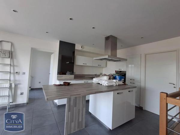 Appartement à louer 5 pièces 116.37m² Clermont-Ferrand (63000)