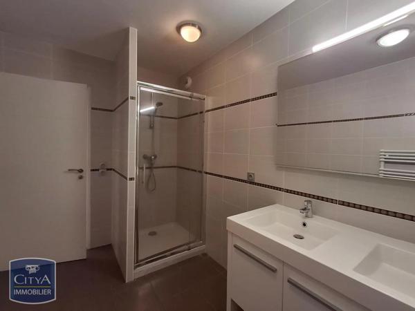 Appartement à louer 5 pièces 116.37m² Clermont-Ferrand (63000)
