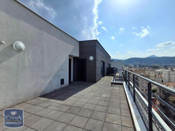 Appartement à louer 5 pièces 116.37m² Clermont-Ferrand (63000)