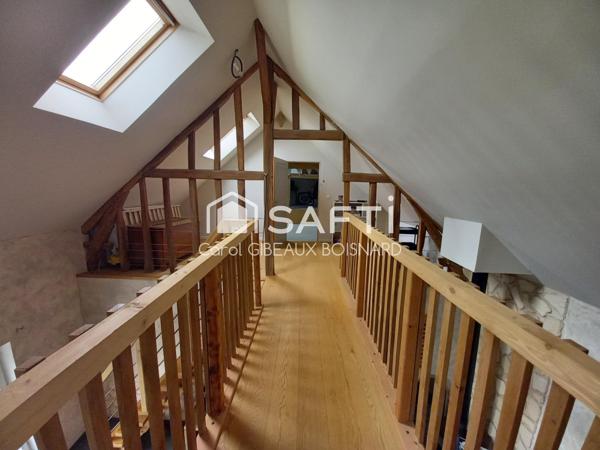 Longère rénovée avec goût, 3 chambres, garage et terrain