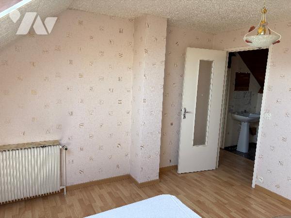 A VENDRE : Grand Pavillon indépendant