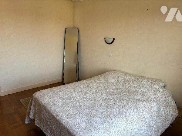 A VENDRE : Grand Pavillon indépendant