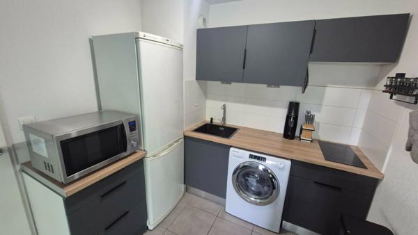 Appartement Gigean 2 pièce(s) 42 m2 avec terrasse