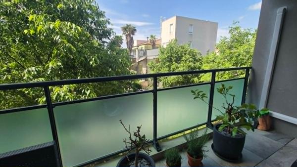 Appartement Gigean 2 pièce(s) 42 m2 avec terrasse