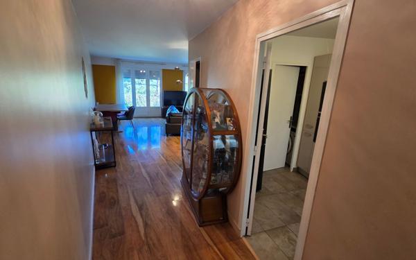 Appartement à vendre    4 pièces •  Vaujours