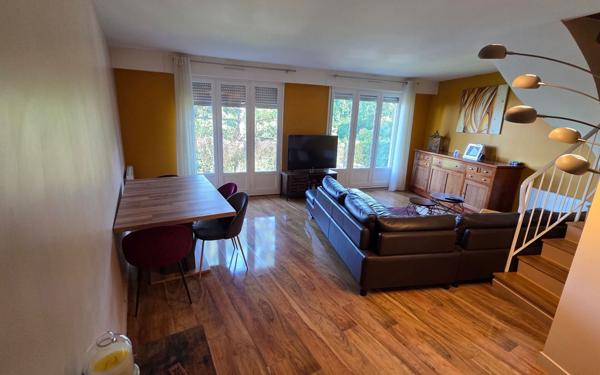 Appartement à vendre    4 pièces •  Vaujours