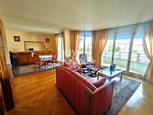 Appartement Courbevoie 4 pièces 90 m2