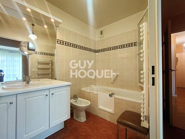 Appartement Courbevoie 4 pièces 90 m2