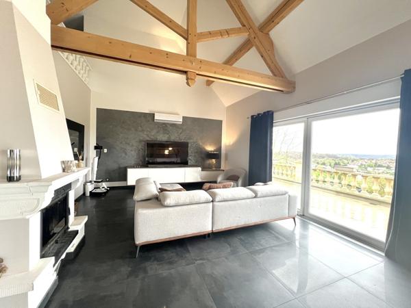 Maison d’exception avec vue panoramique et spa