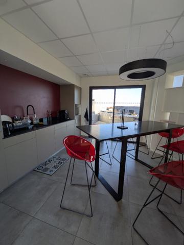 Plateau à aménager d'environ 60m²